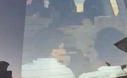 بالفيديو.. حجز شخص يوصّل 14 طالباً و«هوشة» بالجهراء تُخلّف مصابين
