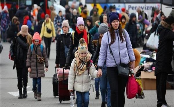 بولندا تستقبل 7 ملايين و569 ألف لاجيء من أوكرانيا منذ بداية العملية العسكرية