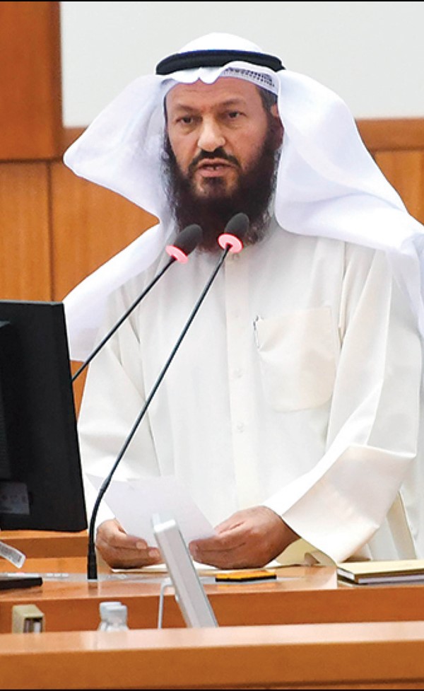 محمد هايف في مداخلة خلال مناقشة الخطاب الأميري    (قاسم باشا)
