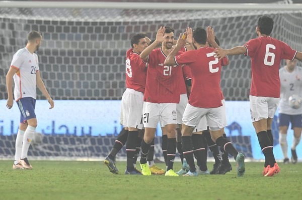 محمود ‎تريزيجيه يسجل الهدف الثاني لـمصر في مرمى المنتخب البلجيكي بعد تمريرة ساحرة من النجم محمد صلاح