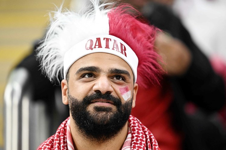 هدايا لجماهير الافتتاح