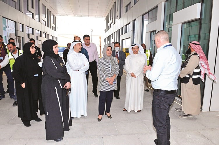 مدير جامعة الكويت بالإنابة تفقدت مباني مدينة صباح السالم الجامعية