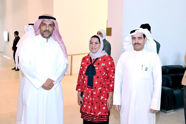 لقاء ودي يجمع إدارة جامعة الكويت بالأسرة الجامعية في المركز الثقافي بمدينة صباح السالم الجامعية