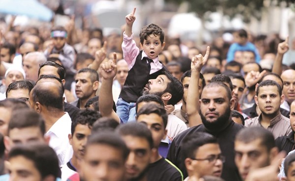 علماء الشرع: المظاهرات والإضرابات أسلوب يتعارض مع شريعة الإسلام