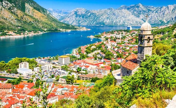 عدد السياح الوافدين إلى الجبل الأسود تضاعفوا في أكتوبر الماضي