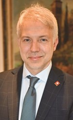 السفير السويسري تيزيانو بالميللي