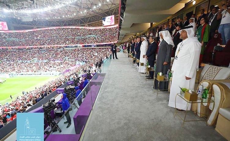 رئيس مجلس الوزراء سمو الشيخ أحمد نواف الأحمد الصباح خلال حضوره المباراة