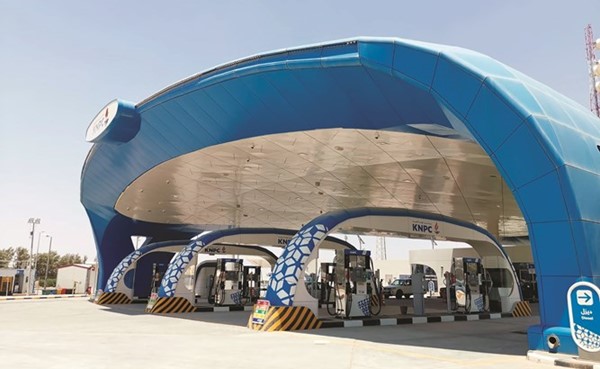 احدى محطات الوقود التابعة لشركة البترول الوطنية الكويتية