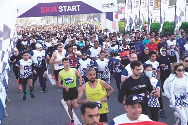 حماس كبير بين المشاركين في السباق لحظة الانطلاق
