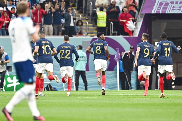 طلال نايف: المغرب حقق الأحلام العربية.. وميسي يستحق الكأس