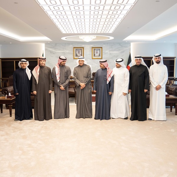 السعدون يستقبل رئيس وأعضاء الجمعية الكويتية لتنمية الشباب
