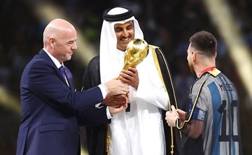أمير قطر: أوفينا بتعهداتنا بتنظيم كأس عالم «استثنائية»