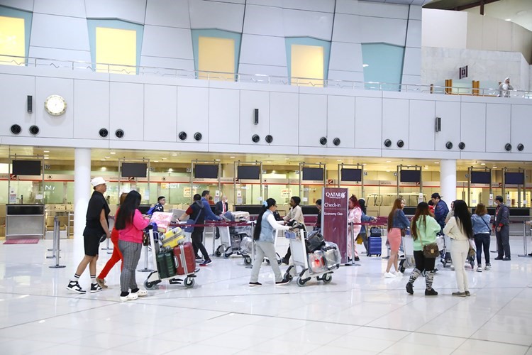 المطار يشهد حركة كثيفة خلال عطلة رأس السنة