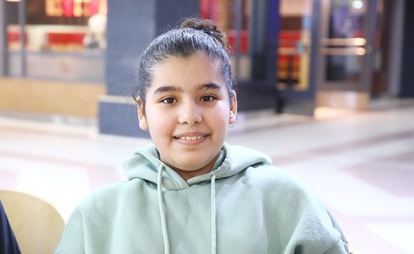 الطفلة تسنيم