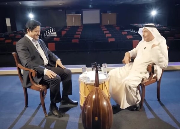 عندما يتحدث ويعزف ويغني غنام الديكان..لا بد من الصمت!