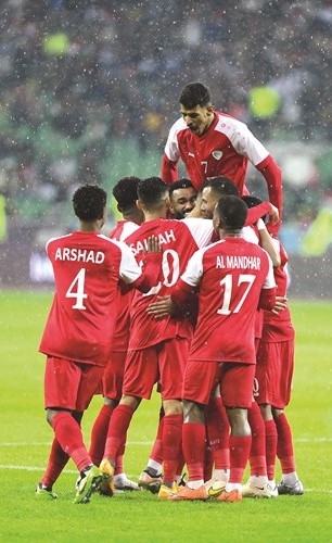 منتخب عمان يسعى لحسم تأهله أمام الأخضر السعودي