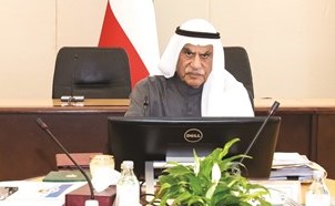رئيس مجلس الأمة أحمد السعدون مترئسا الاجتماع