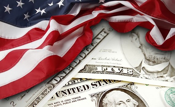 «الوطني» في تقريره: الاقتصاد الأميركي يفقد «الزخم».. بسبب ارتفاع الفائدة