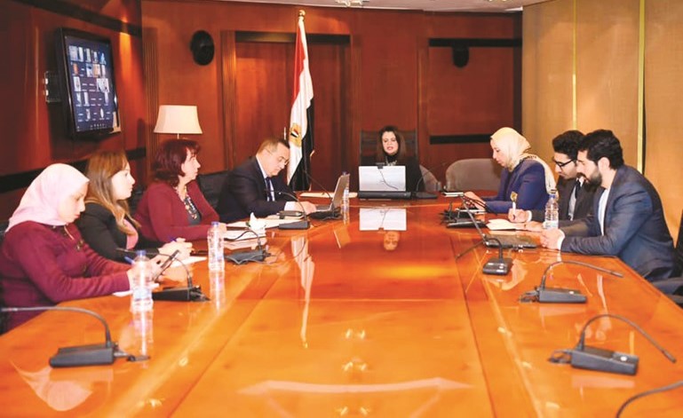 وزيرة الدولة للهجرة وشؤون المصريين بالخارج سها جندي خلال لقائها الجالية المصرية في لبنان وسلطنة عمان