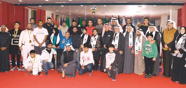 لقطة جماعية للمشاركين في بطولة المرحوم علي المتروك (محمد هاشم)