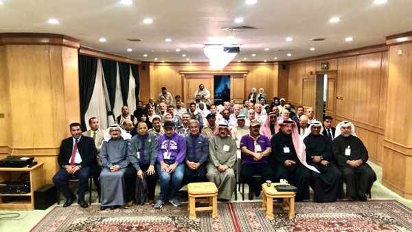  المشاركون في المنتدي