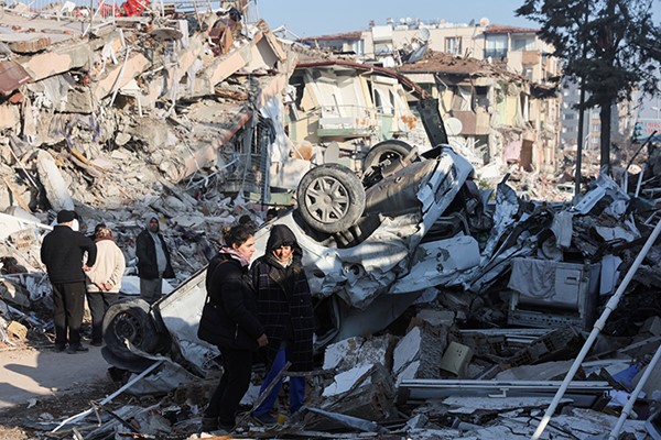 أكثر من 17 ألف قتيل حصيلة ضحايا الزلزال في تركيا وسورية