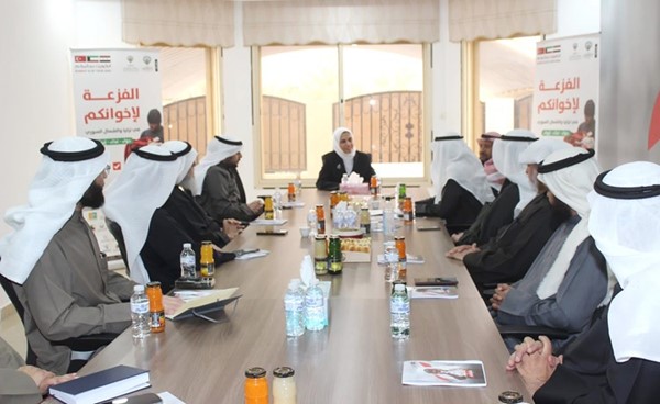 م.مي البغلي خلال اللقاء مع عدد من ممثلي الجمعيات الخيرية