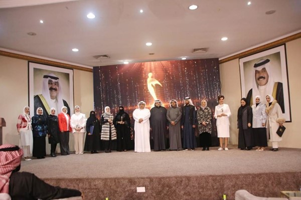 الفائزين مع السلطان والهولي