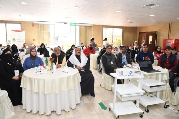 "العلاج الطبيعي"- نساء نظم يومه الإرشادي لأسر المرضى للتوعية بدورها في كيفية المساهمة بعلاج حالاتها