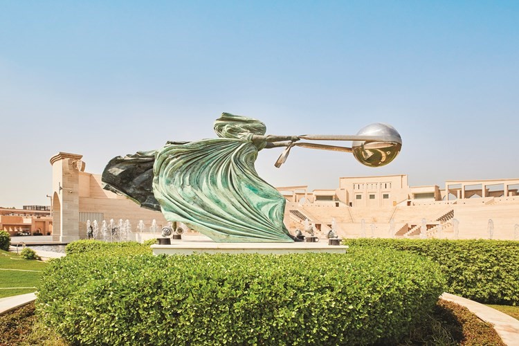 الحي الثقافي كتارا يعد من المعالم السياحية الجاذبة لزوار قطر