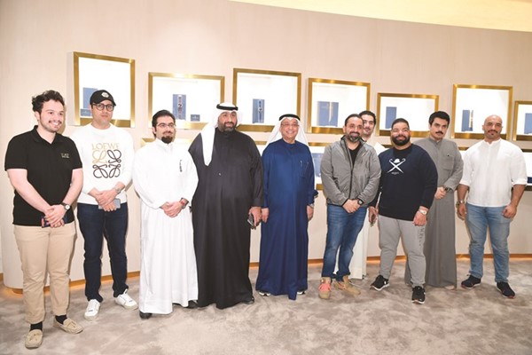 الحضور أبدوا سعادتهم بالموديلات الجديدة من ساعات أرنولد أند سن