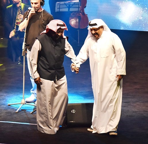 المحتفى به أحمد الشرقاوي مع صديق عمره المطرب القدير د.عبدالرب إدريس