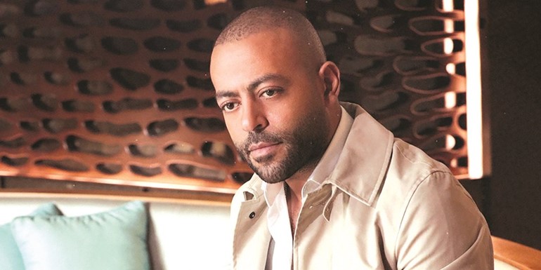 تامر عاشور