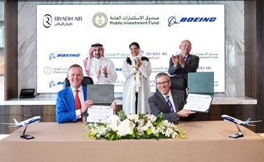 «طيران الرياض» يعقد صفقة مع «بوينغ» لشراء 72 طائرة