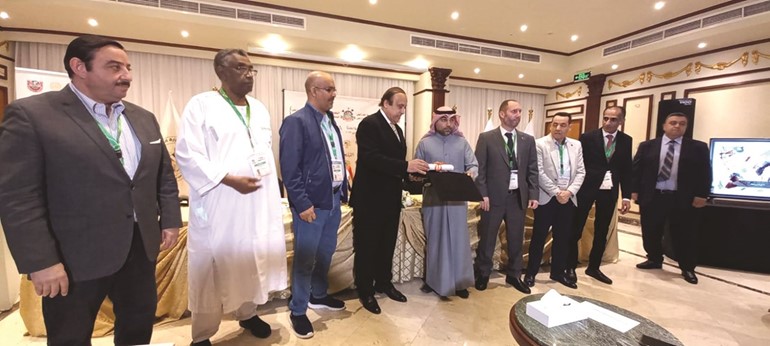 المحمد رئيساً فخرياً لـ «عربي الدارتس»