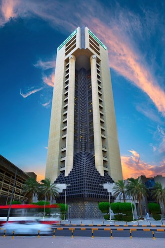 حمد المرزوق: «بيتك» الأكبر بالكويت.. وثاني أكبر بنك إسلامي عالمياً