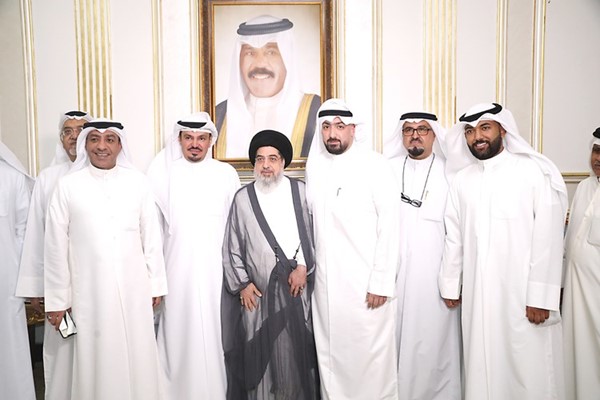 د.هشام الصالح متوسطا المباركين بالشهر الفضيل 