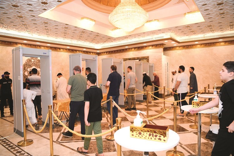 زيادة البوابات الأمنية لتسهيل الدخول