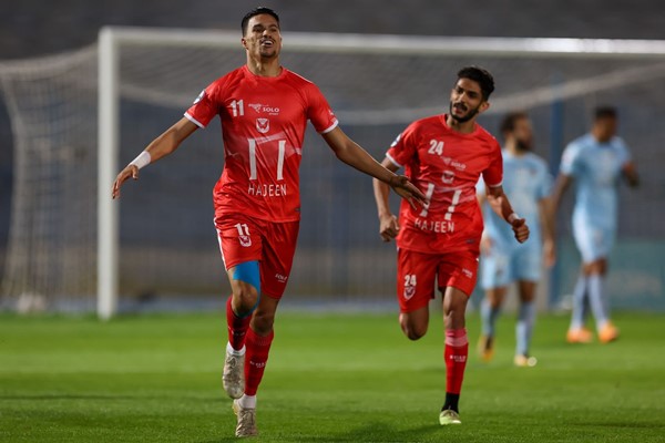 الفحيحيل "الأفضل" يعبر السالمية