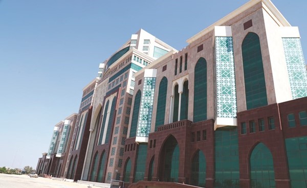 خطبة الجمعة: مواسم الخير كثيرة ومتعددة..وعلى المؤمن مجاهدة النفس على فعل الطاعات والقربات