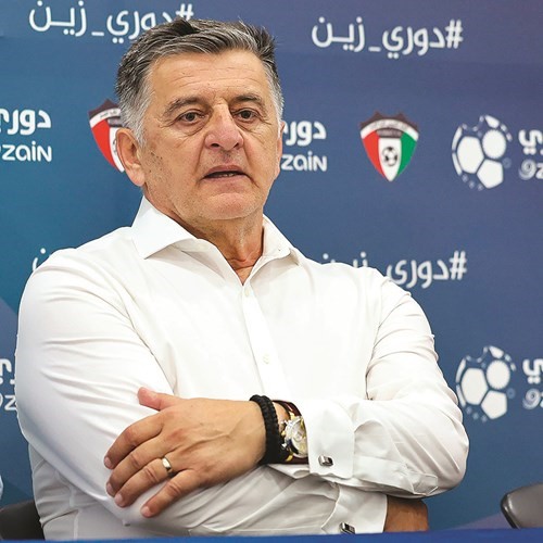 الكويت «طاير بالصدارة».. وكاظمة والعربي «يتعثران»