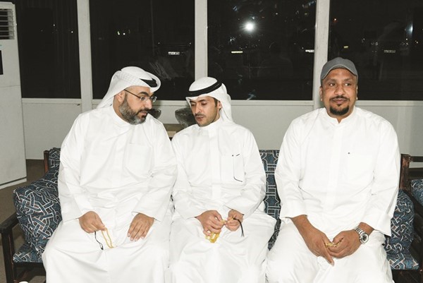 حمد المدلج وحديث مع أحد الناخبين