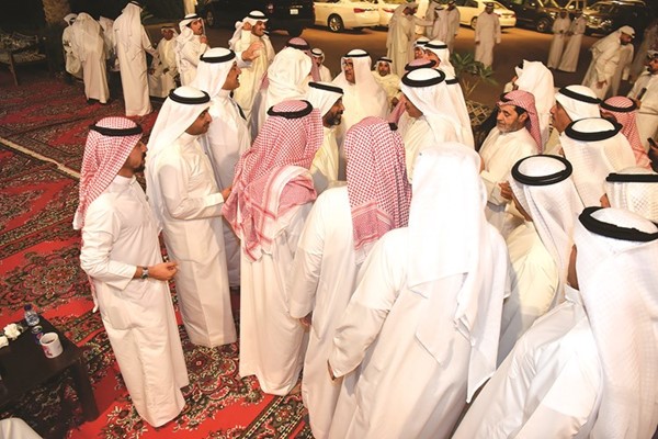 حضور كبير في مقر د. عبيد الوسمي