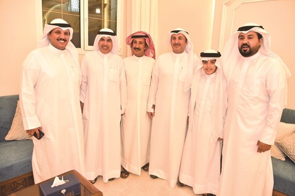 م.فلاح عبدالله السبيعي بين أبناء دائرته
