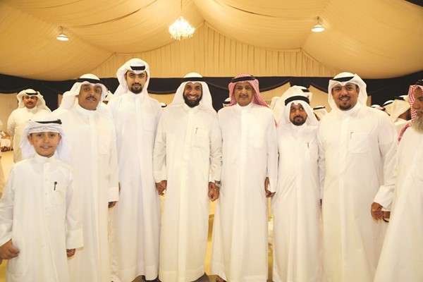 د.مبارك الطشه خلال ترحيبه بالحضور