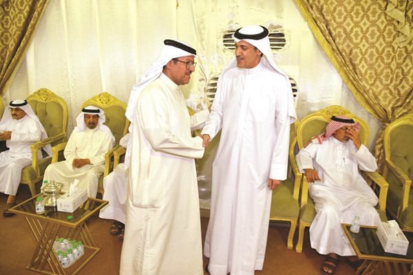 خالد العتيبي مرحبا بأحد مؤيديه