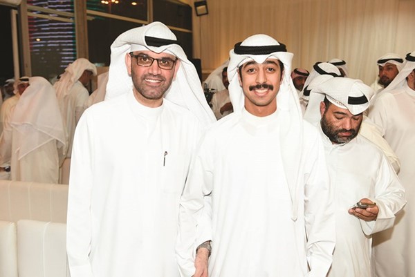 أسامة الزيد مع أحد مؤيديه