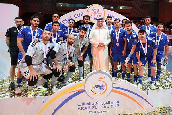 "أزرق الصالات" يحصد فضية كأس العرب