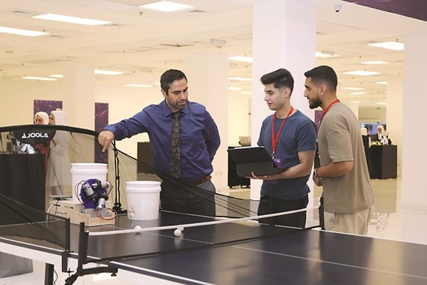 طلاب كلية الهندسة والتكنولوجيا في «AUM» يحصدون المركز الأول في مؤتمر BioSmart 2023
