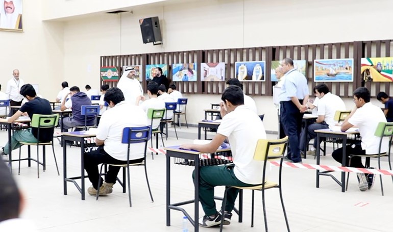 إحدى لجان الاختبارات